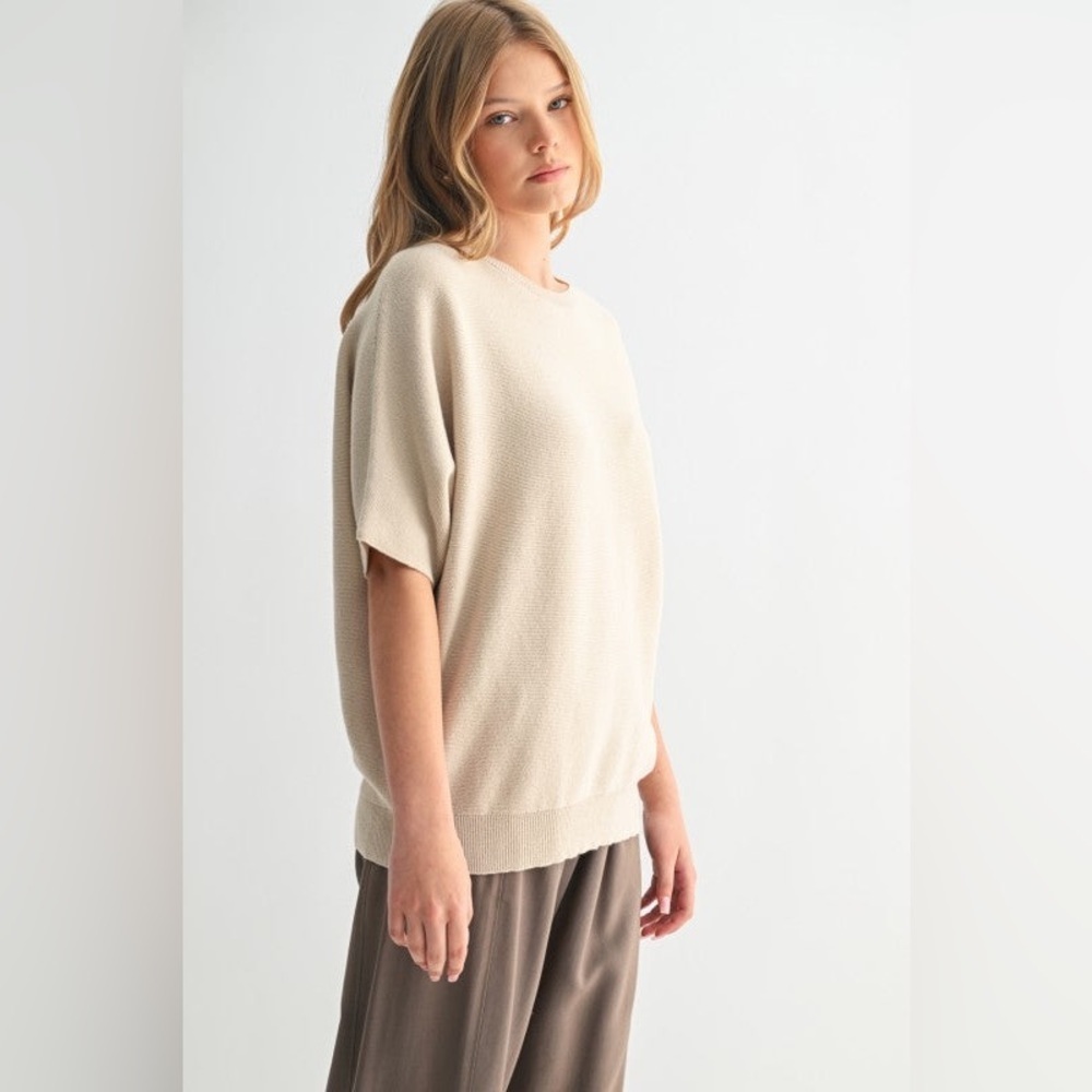 The Reset R Label Ribbed Short Sleeve Pullover Sweatee